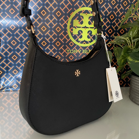 New, authentic emerson shoulder bag& matching wallet - Picture 5 of 16